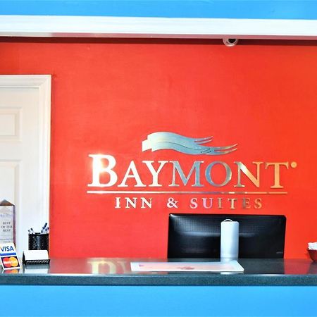 Baymont By Wyndham Forest City Esterno foto